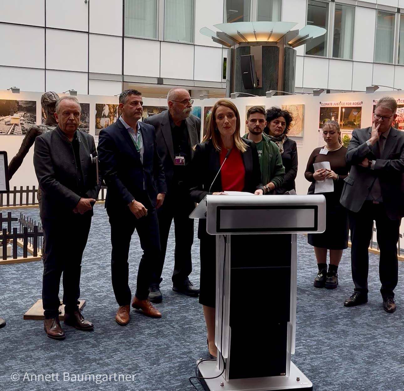 Ausstellung im Europäischen Parlament in Brüssel eröffnet