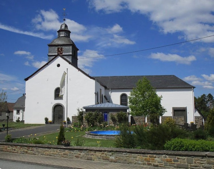 #GrenzenlosesLicht – Station 02, Wallfahrtskirche St. Gertrud in Barweiler