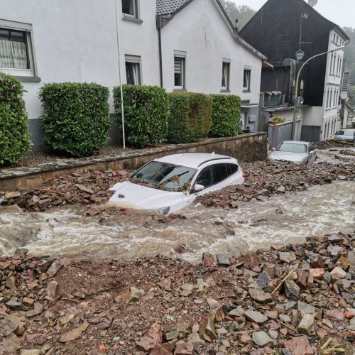 26518664-unwetter-schaeden-in-hagen-hohenlimburg-2HJu9Kq915ec