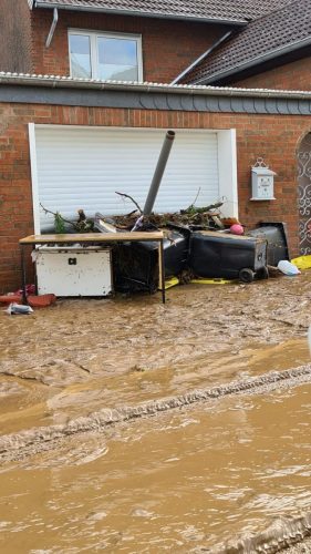 Flut-Ausstellung_Mara_01