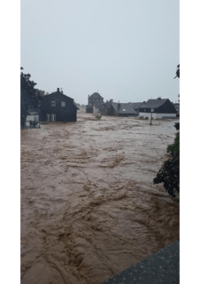 k-01 der Orbach wütet_Bianca Cramer_flutfotos2_split_18_Page_1