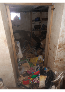 k-03 verwüsteter Keller 01_Bianca Cramer_flutfotos2_split_10_Page_1